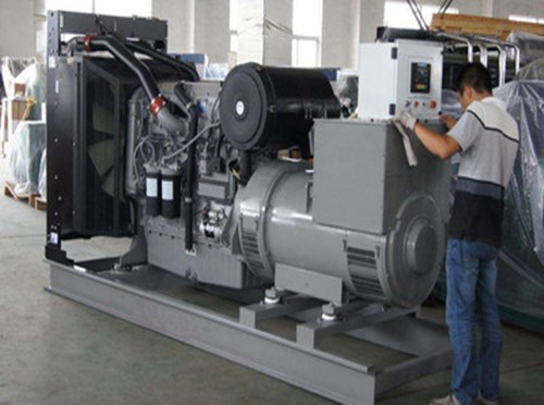 临湘柴油发电机组和储能设备配合使用的案例